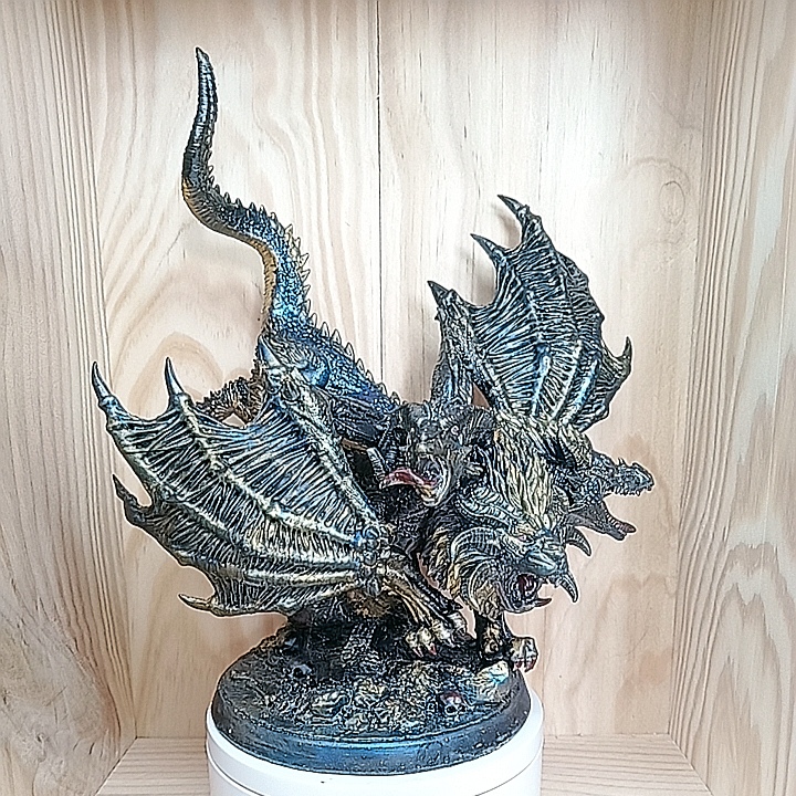 Hydre Primordiale – Figurine fantasy en résine peinte main + Carte de jeu artisanale – Image 10