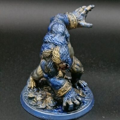 Gorille , figurine fantasy , résine peinte a la main , guerrier JDR + carte de jeu artisanale